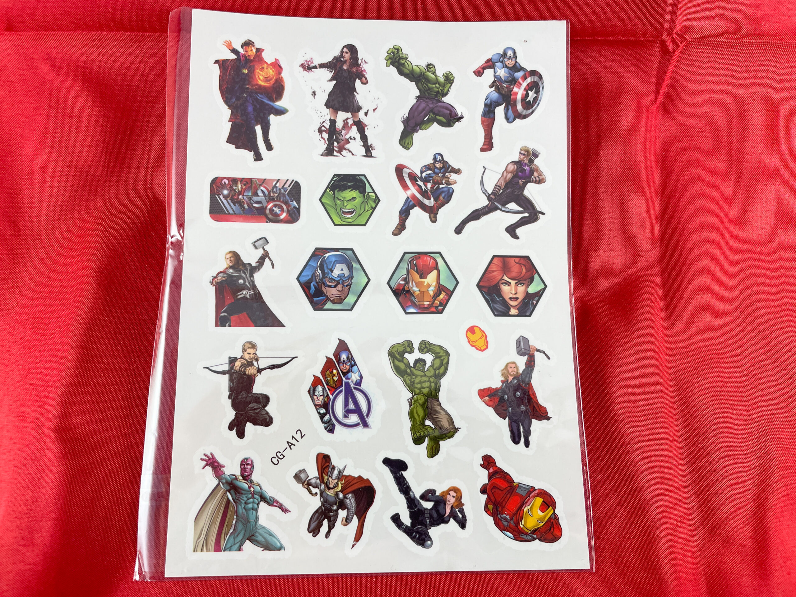 Afwasbare superheldentattoo's van De Feestdoos.