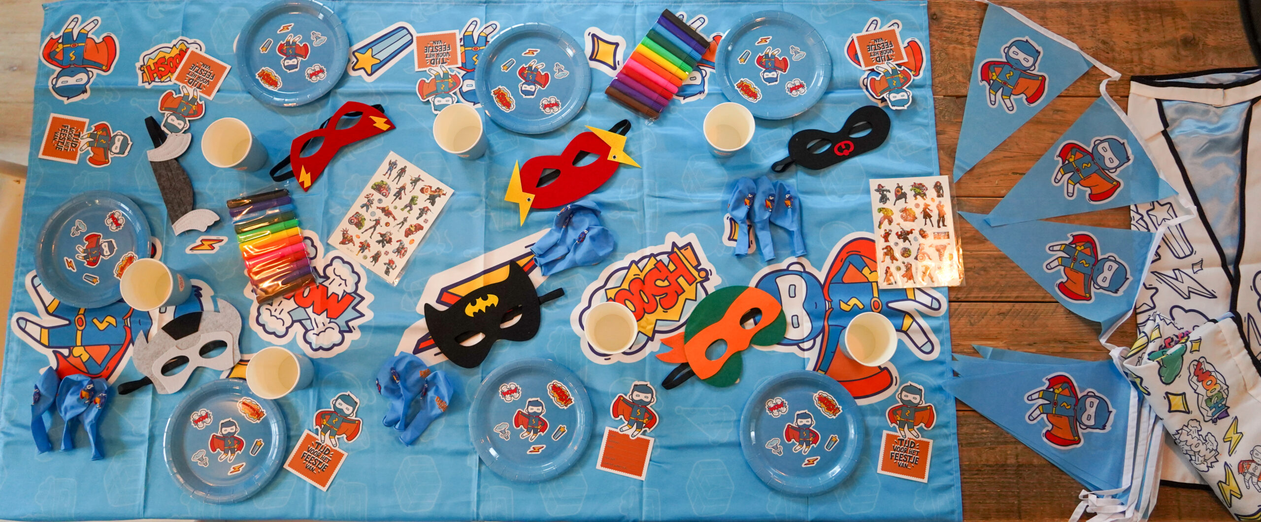 De Superheldenfeestdoos